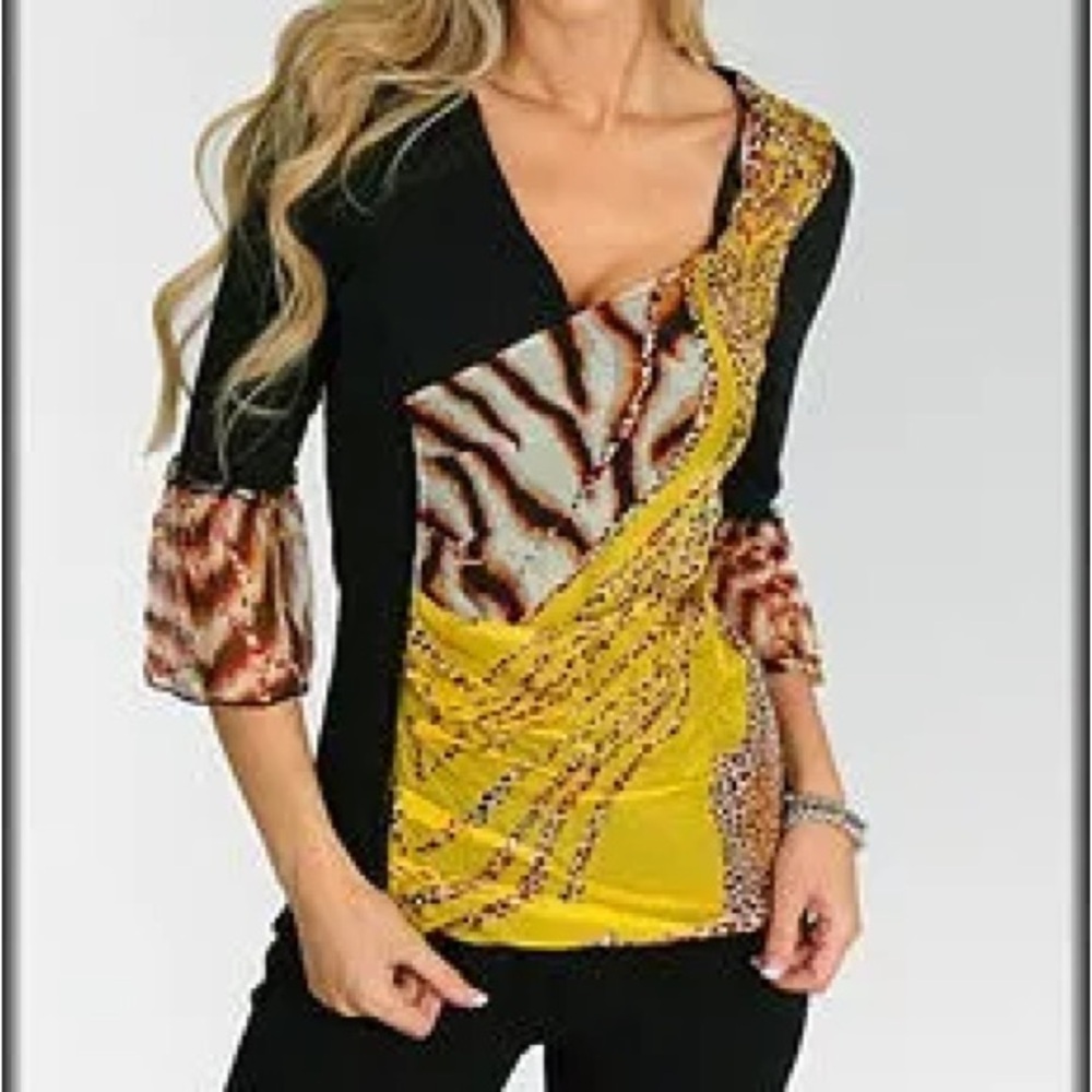 Just Living blouse, size USA M/2